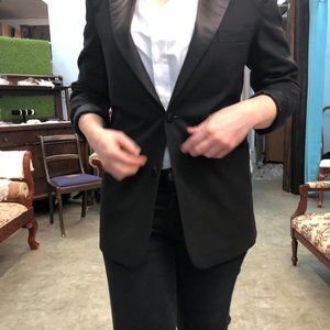 Chic Black Tuxedo Jacket! Sample, EUC, Satin lapel, buttons & pockets Boyfriend